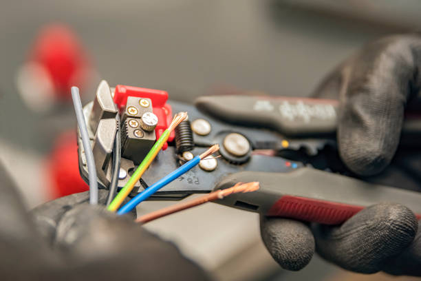Best 24-Hour Electrician  in Pine Lawn, MO